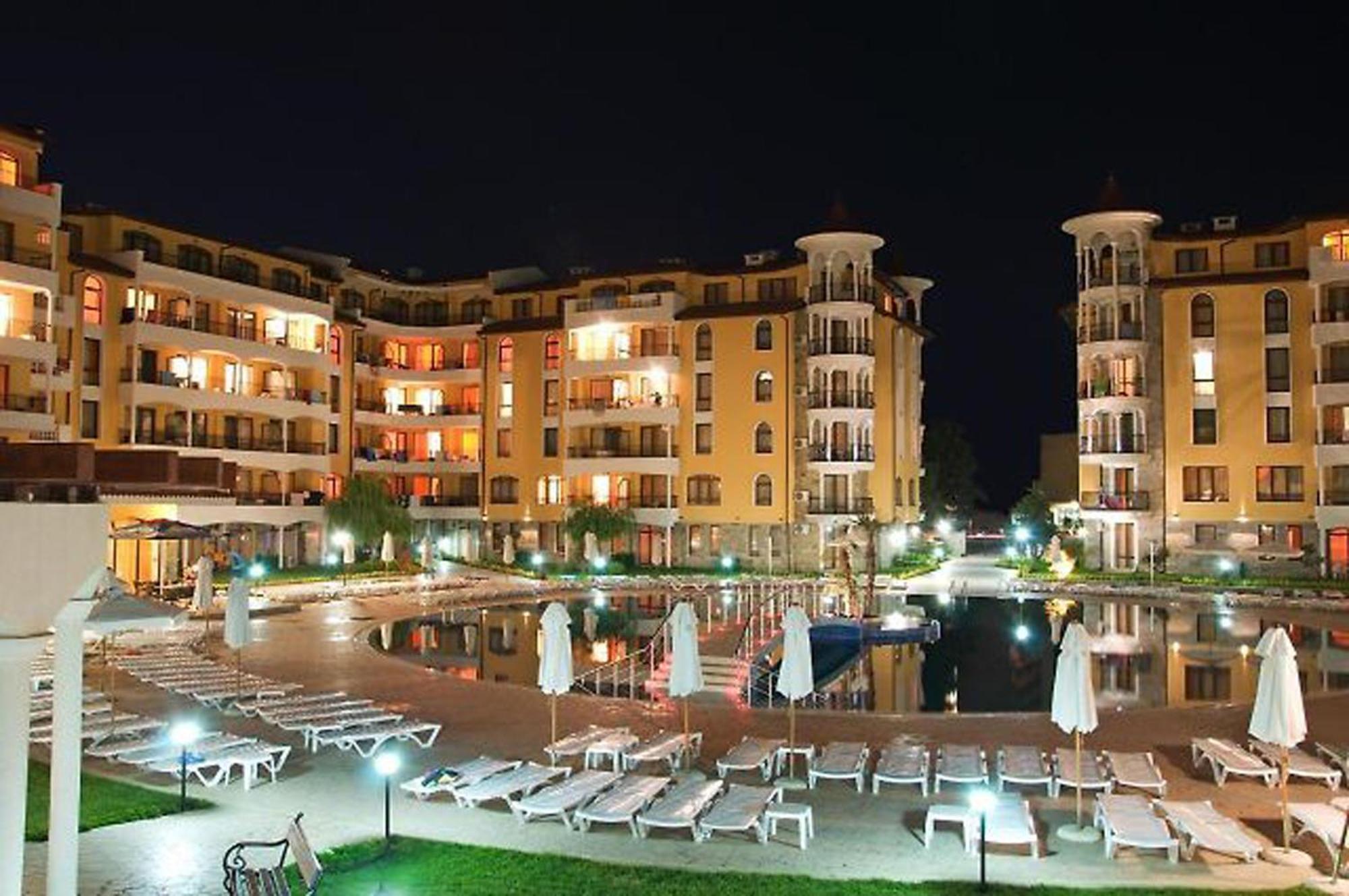 One Bedroom Guest Suite Sunny Beach Exterior photo